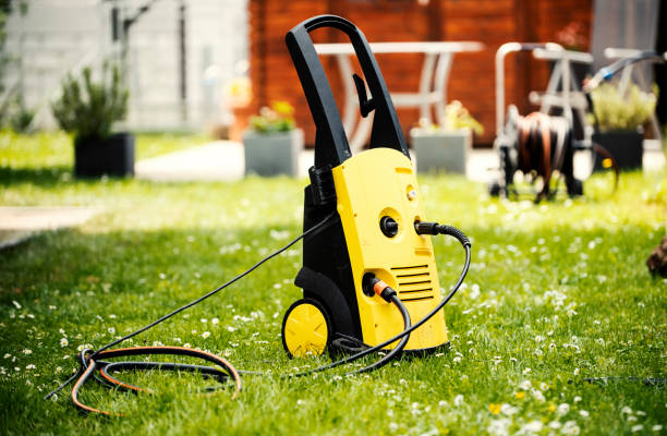 Animal Enclosure Cleaning in Boonville, MO